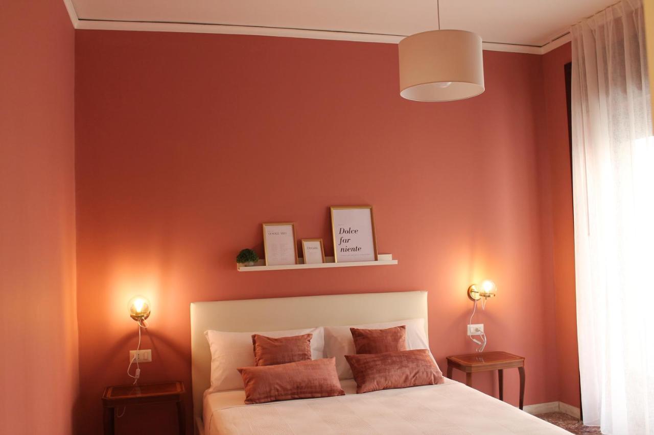 Casa Hari Bed and Breakfast Salerno Eksteriør billede