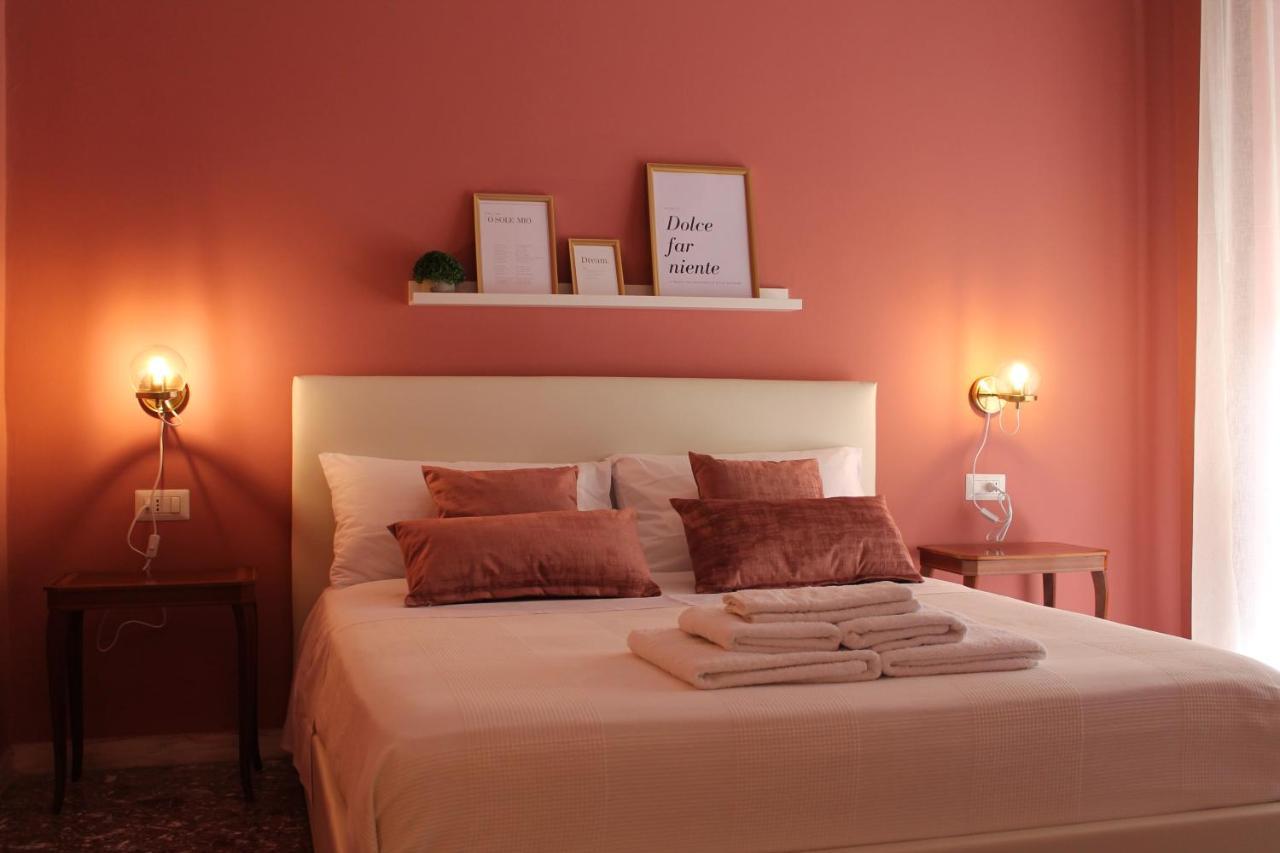 Casa Hari Bed and Breakfast Salerno Eksteriør billede