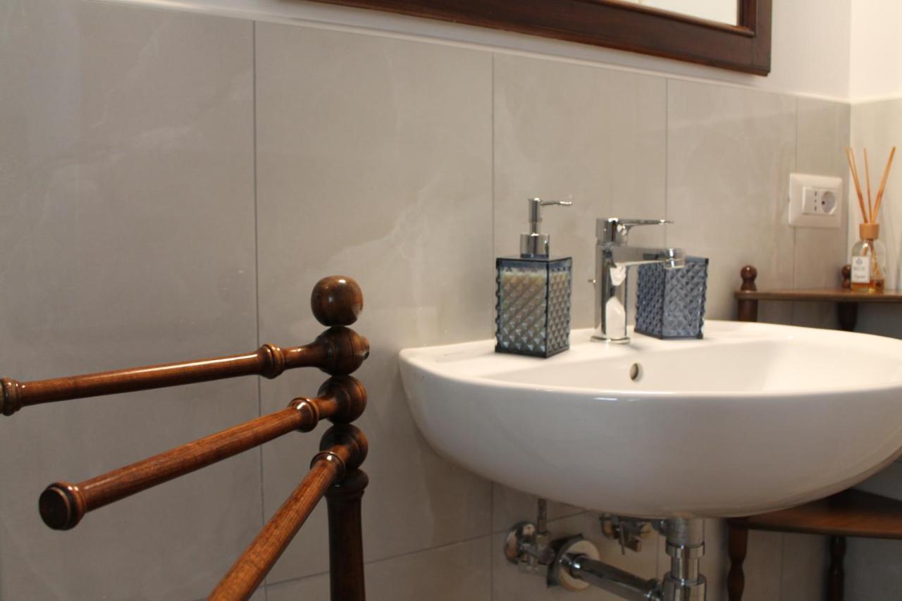 Casa Hari Bed and Breakfast Salerno Eksteriør billede